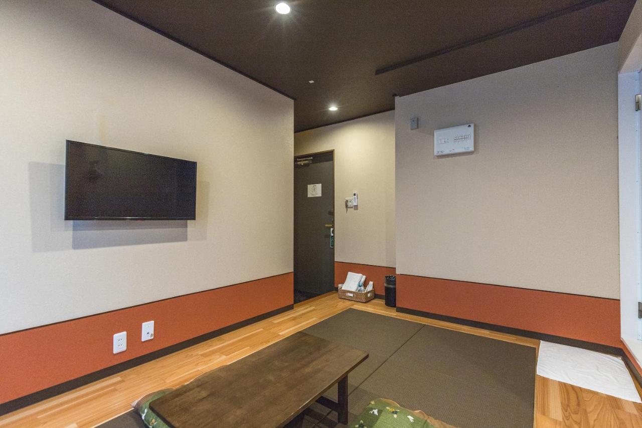 Hanaakari Hotel 2*